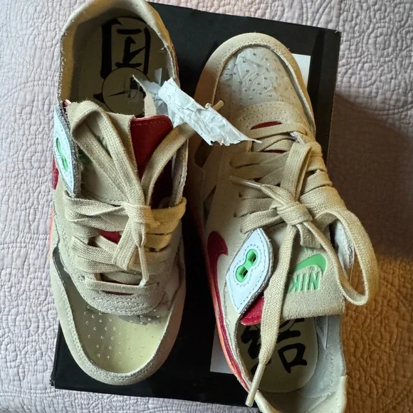 Nike air max clot size 4 - Picture 2 of 4